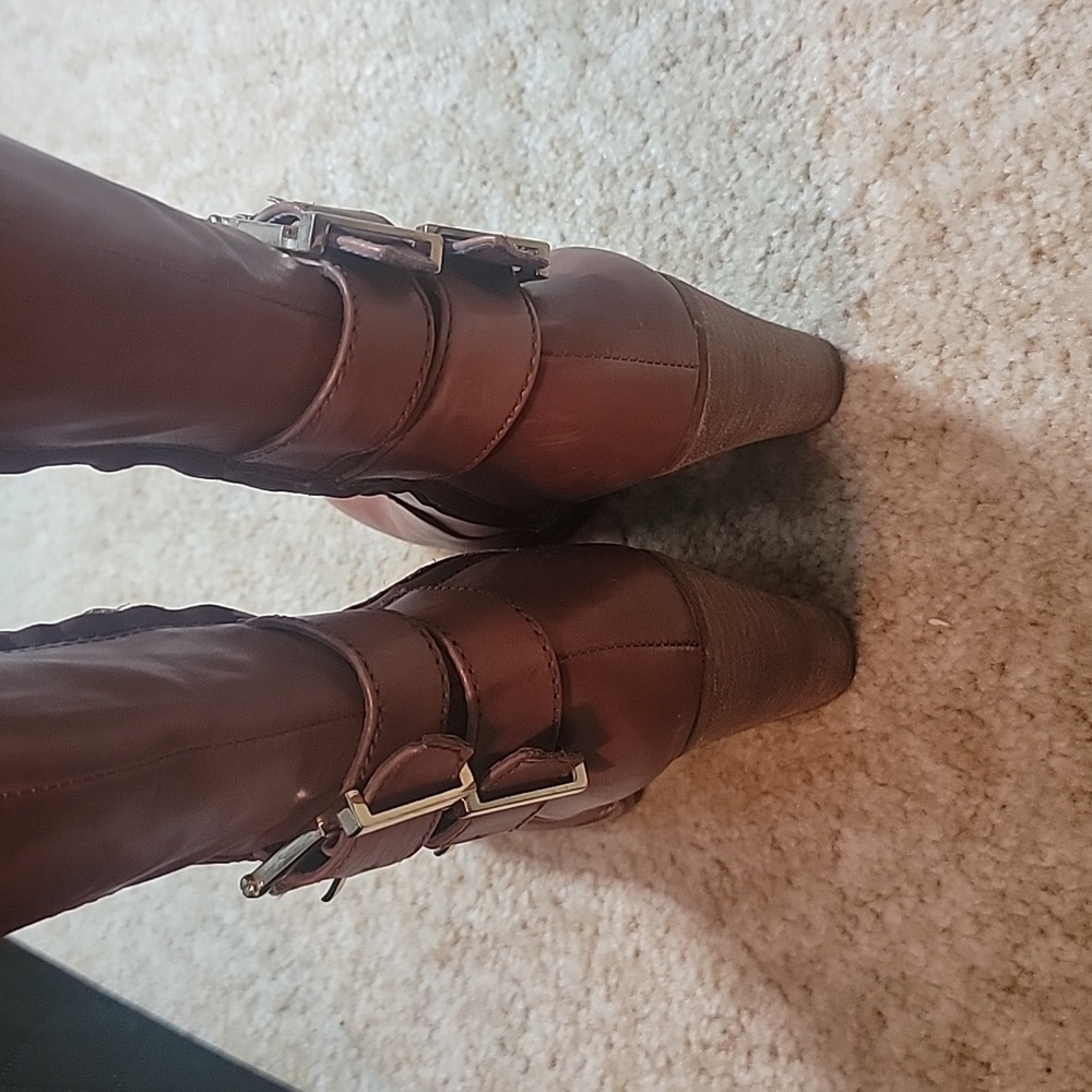 Boot - Picture 6 of 10